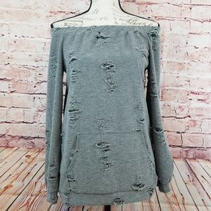 🎁SMALL Grey Off the Shoulder Lightweight Top
